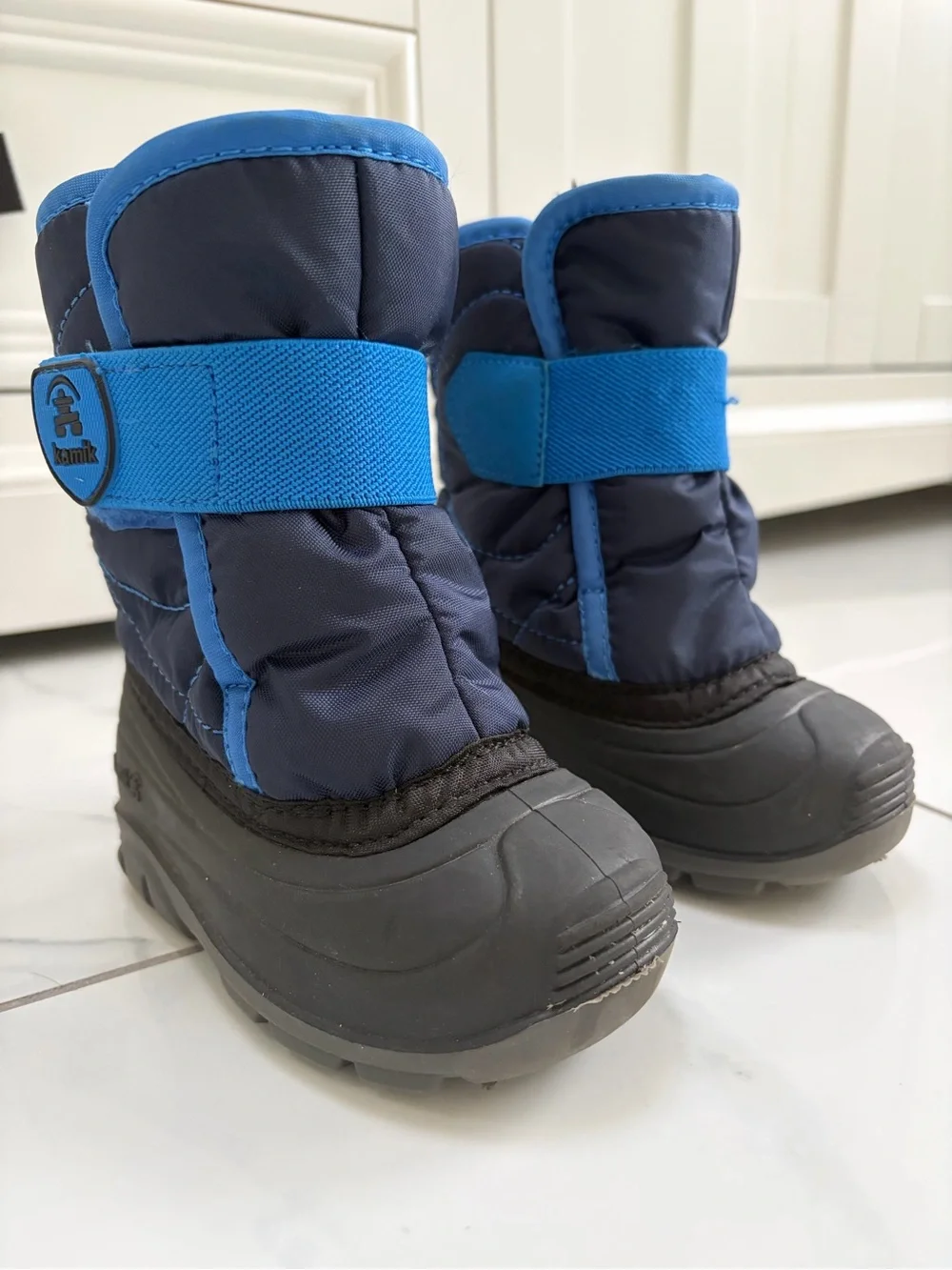 Kamik Kids Snow Boots Size 5 Blue Black Faux Fur Lined Winter Boots